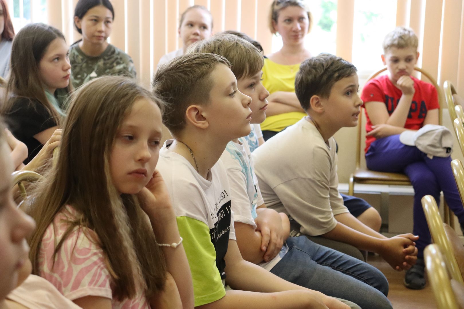 дзержинский, бибилотека,