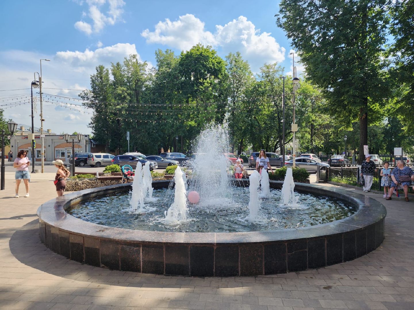 Звенигород, Культура, Каникулы в манеже,