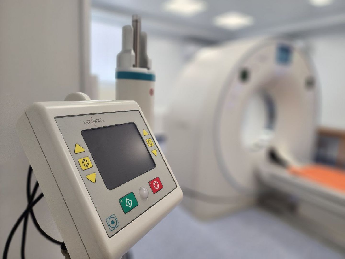 можайск, можайский городской округ, подмосковье, аппарат-кт, кабинет компьютерной томографии, новое медоборудование, тяжелое оборудование, обследования, больница, больные,