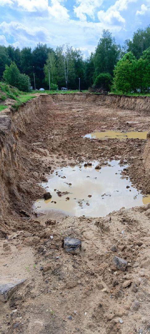 Дмитров, Внуковская школа,