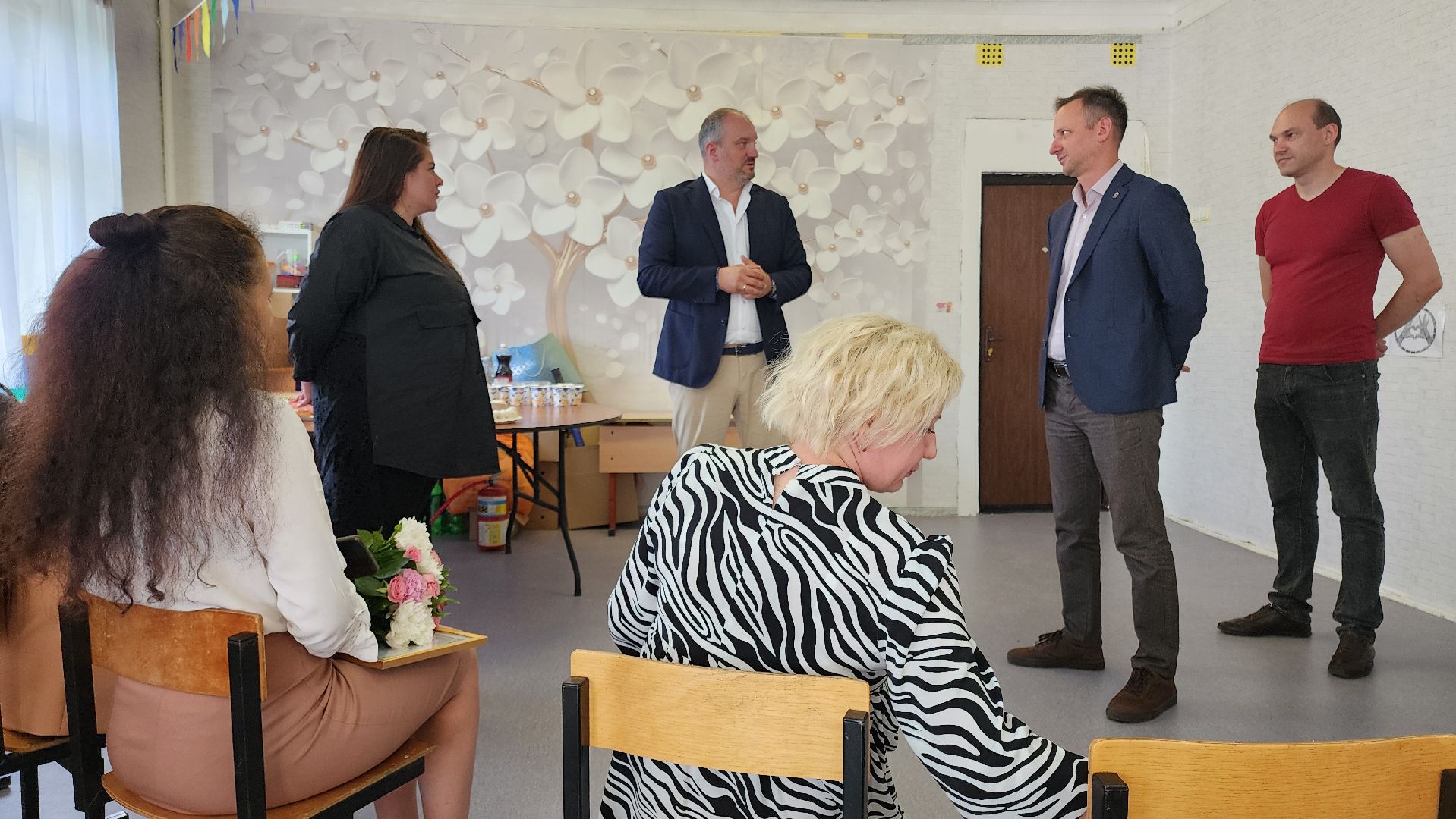 кашира, ожерелье, волонтеры, сво, гуманитарная помощь, маскировочные сети, подгузники, инвалидное кресло,