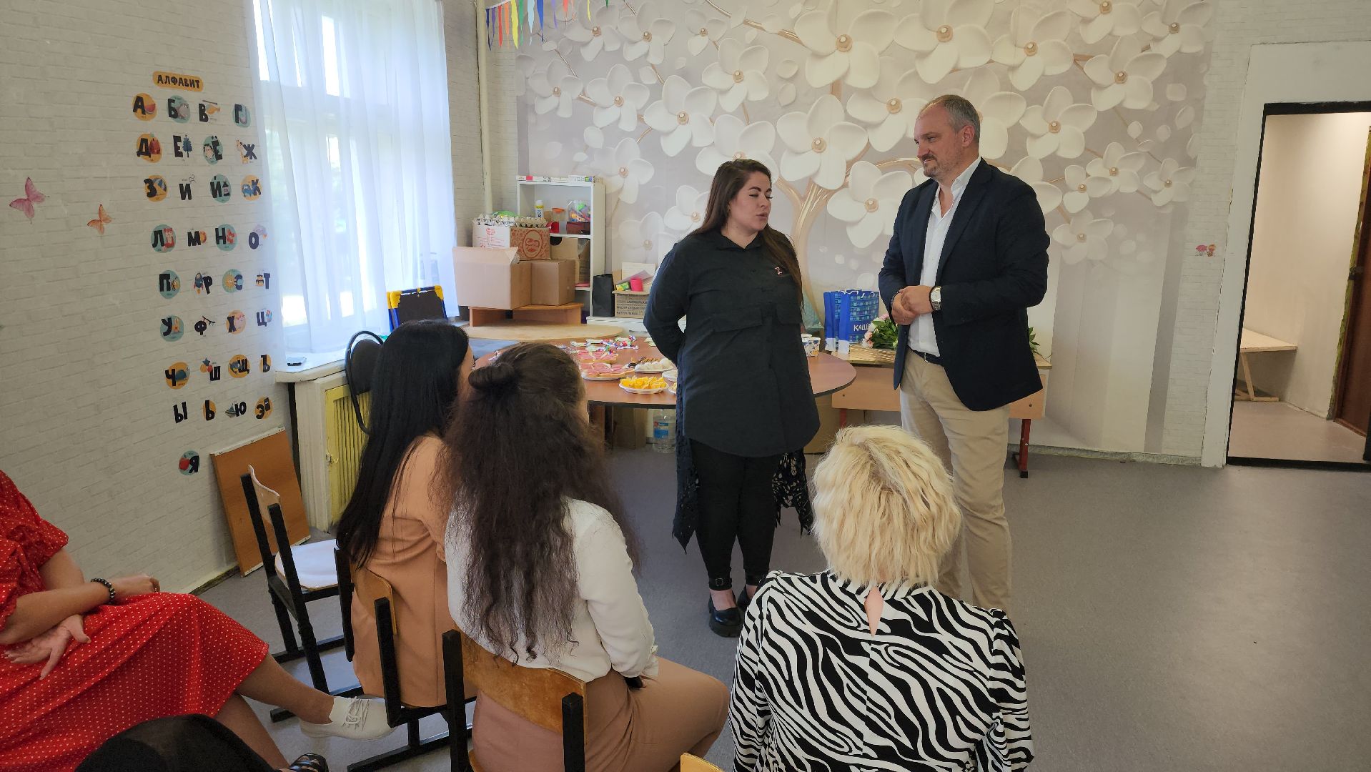 кашира, ожерелье, волонтеры, сво, гуманитарная помощь, маскировочные сети, подгузники, инвалидное кресло,