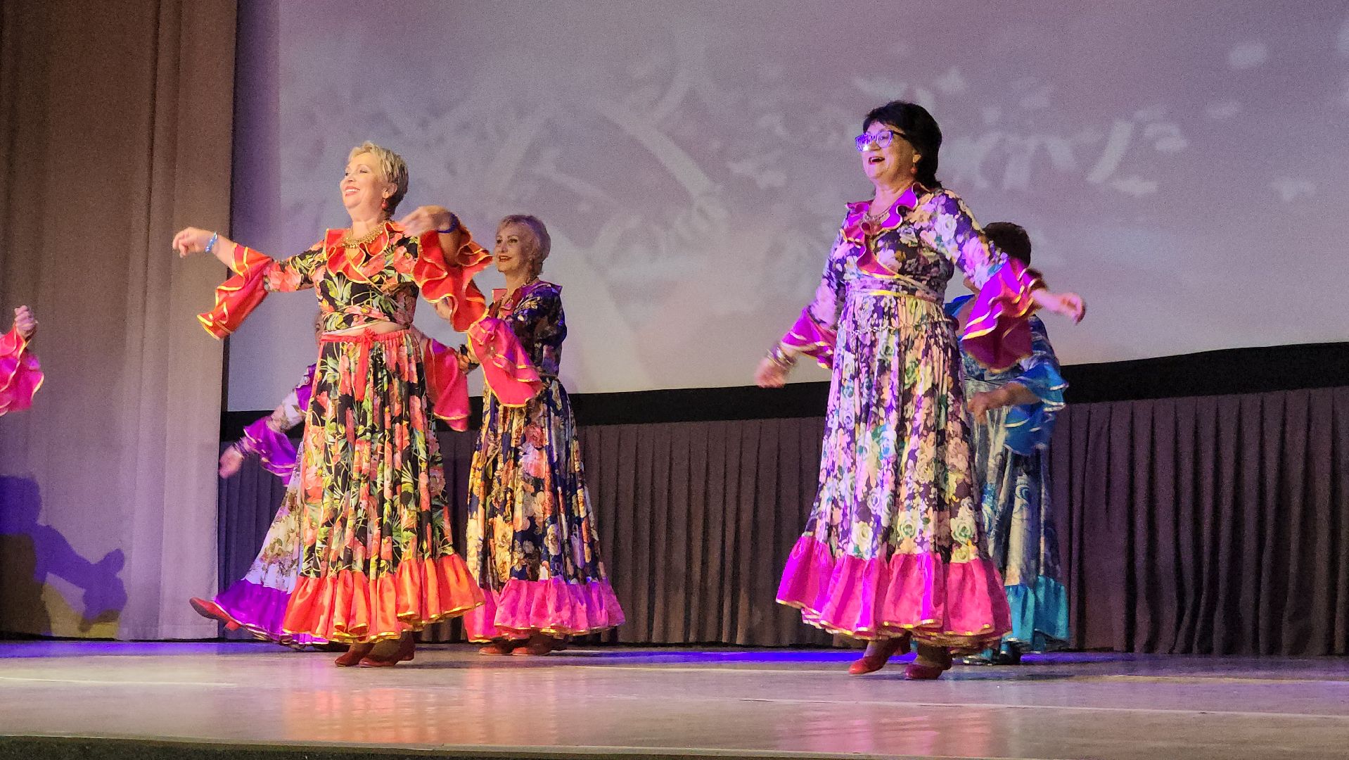 Лобня, активное долголетие, Танцы, бальные танцы,