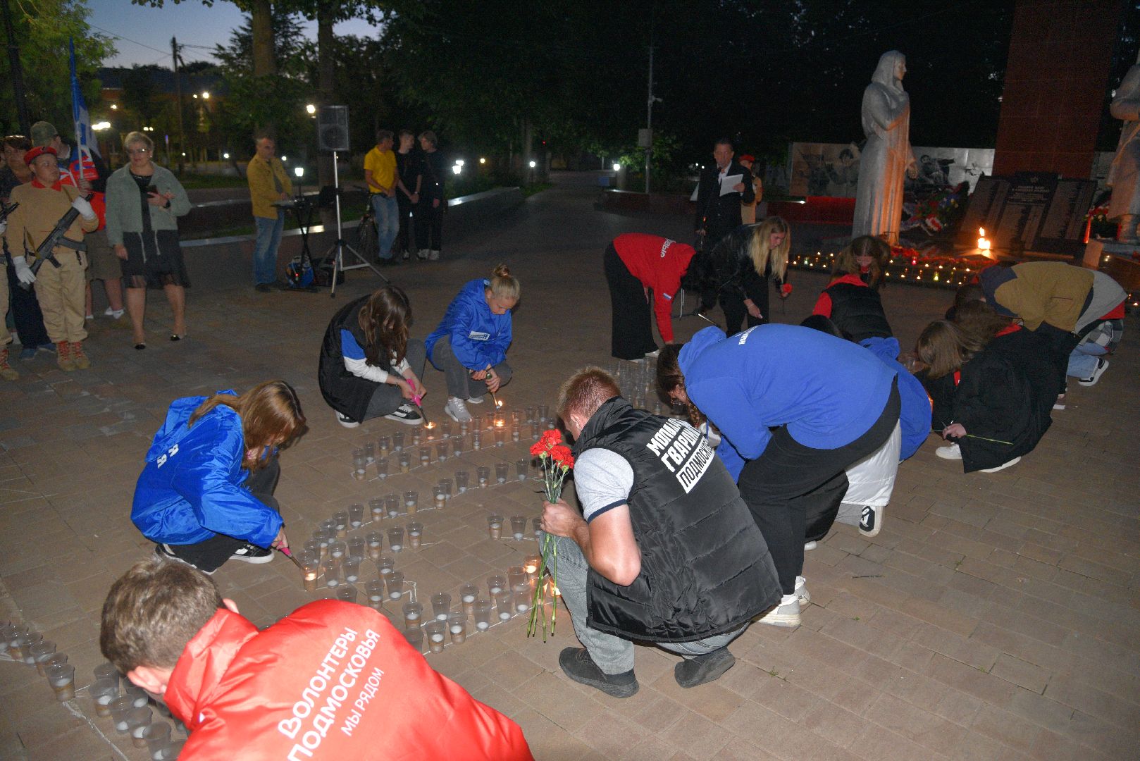 лотошино, день памяти и скорби, 22 июня, акция, свеча памяти,