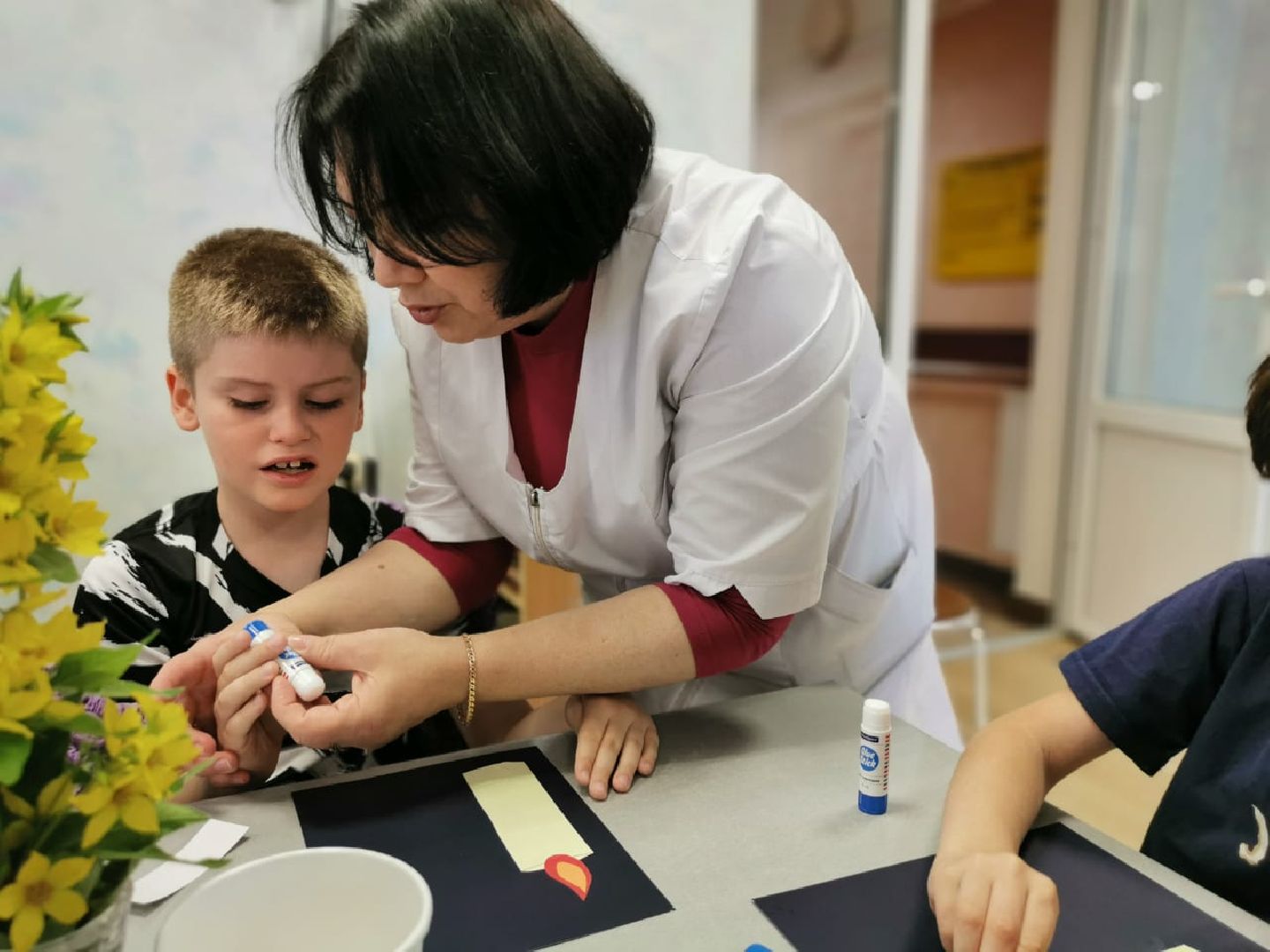 ивантеевка, день памяти и скорби, памятная дата, свеча памяти, дети с овз, инвалиды,