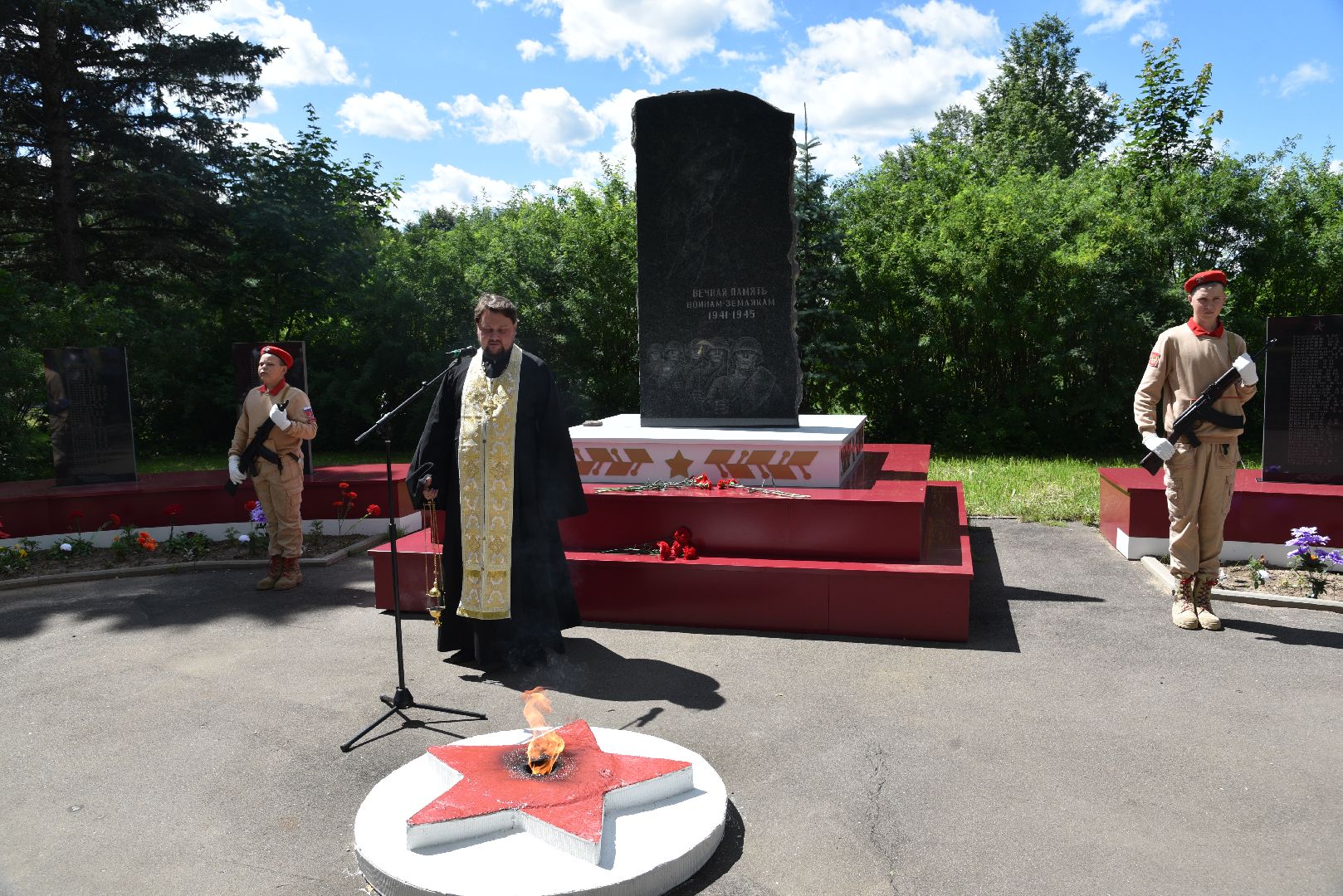 лотошино, микулино, день памяти и скорби, 22 июня, памятник,