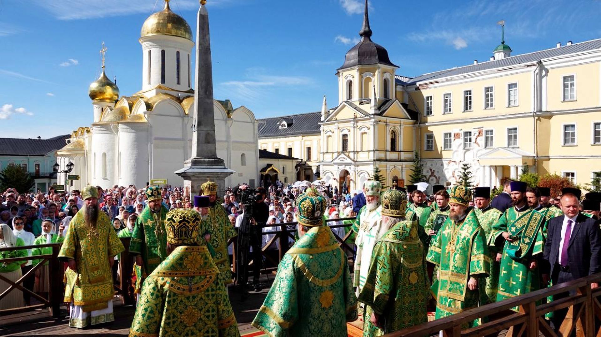 Святая Троица, Троице-Сергиева лавра, Вера, Религия, Сергиев Посад, Божественная литургия, Андрей Рублев, Сергей Пахомов,