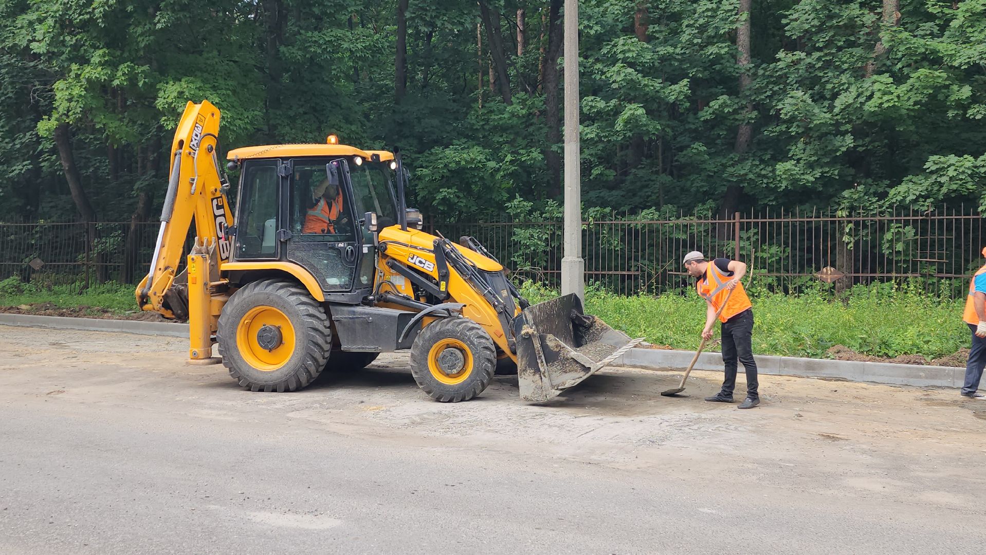 глава городского округа, борис аубакиров, ул Строительная, ремонт, реконструкция, дороги, жуковский,