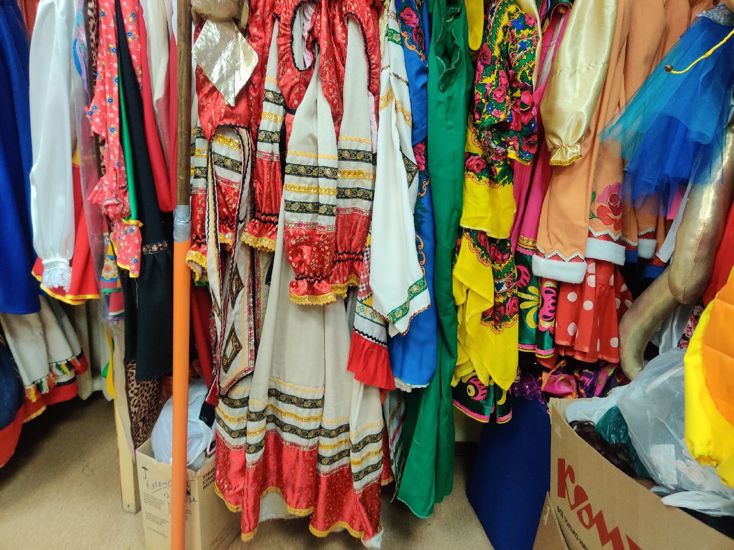 Красноармейск, общество