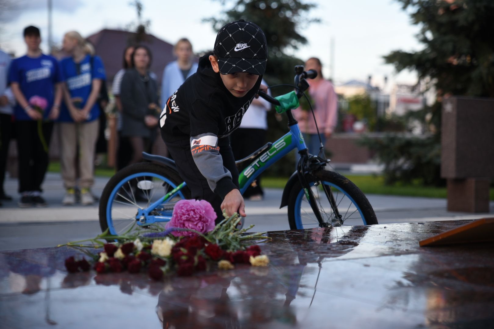 Бронницы, Памятная акция, Стихийный мемориал, Севастополь Дербент Махачкала, Бронницы скорбят,