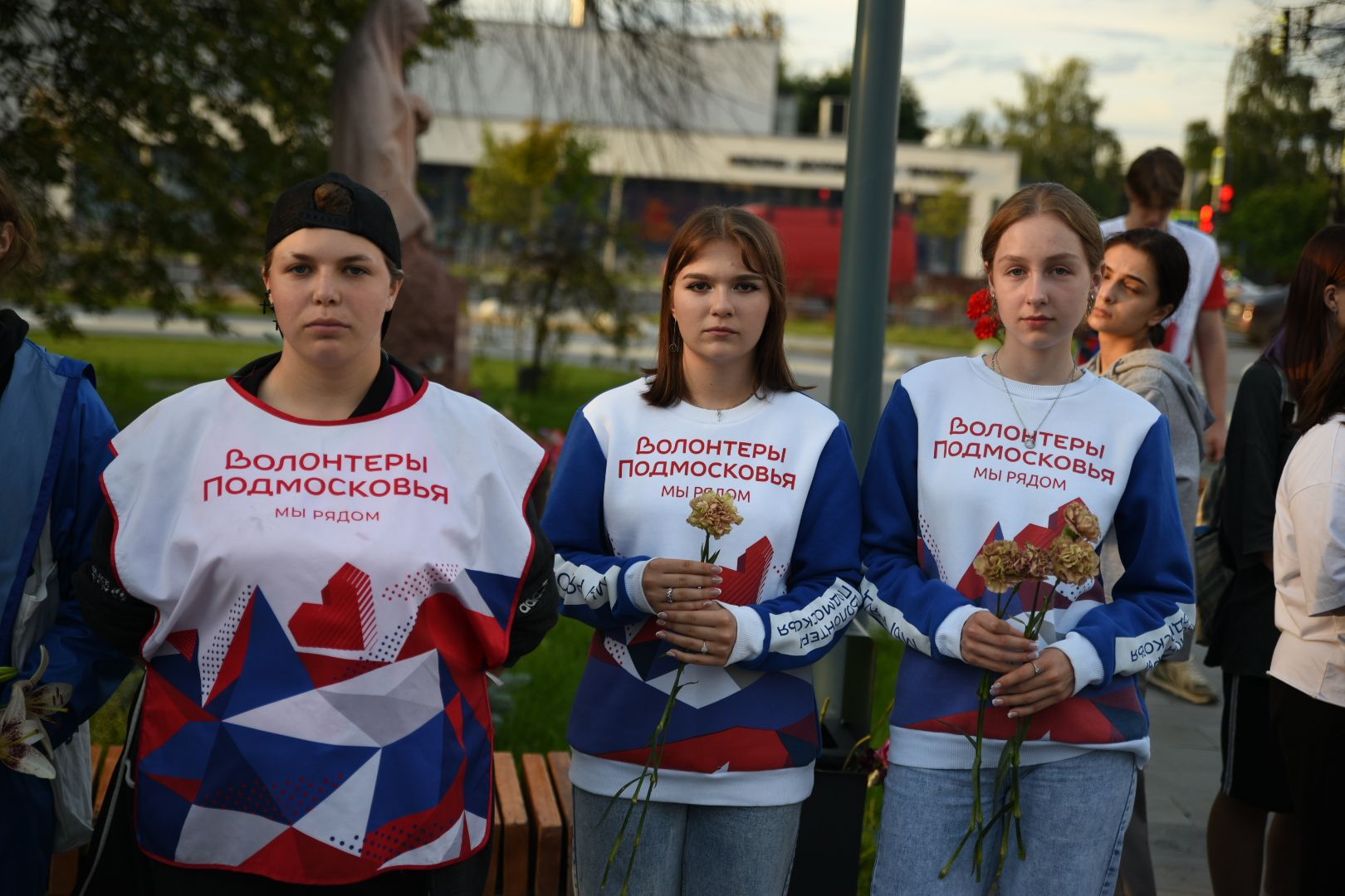 Бронницы, Памятная акция, Стихийный мемориал, Севастополь Дербент Махачкала, Бронницы скорбят,