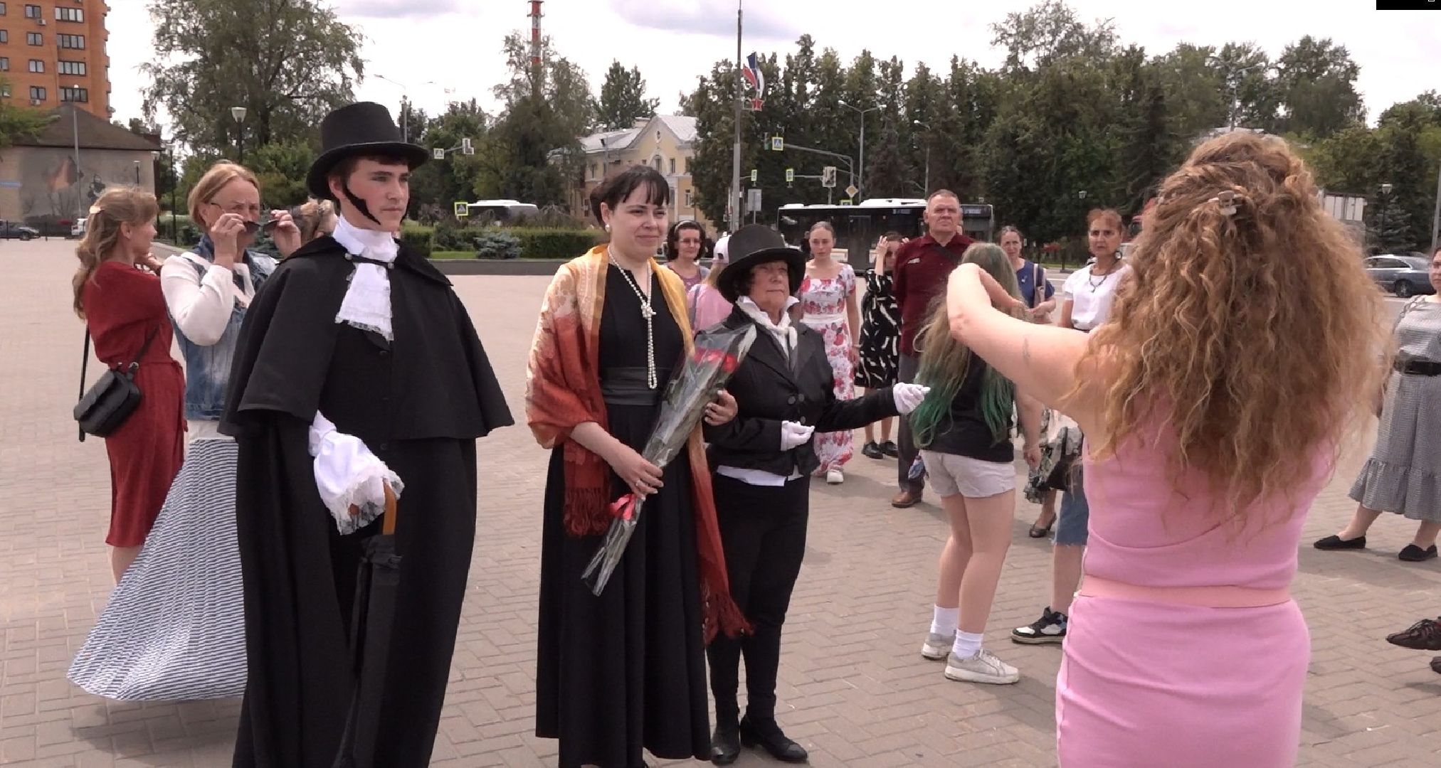 человек читающий, библиотека им Ахматовой, Домодедово,