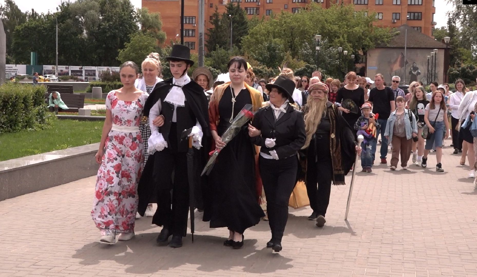 человек читающий, библиотека им Ахматовой, Домодедово,