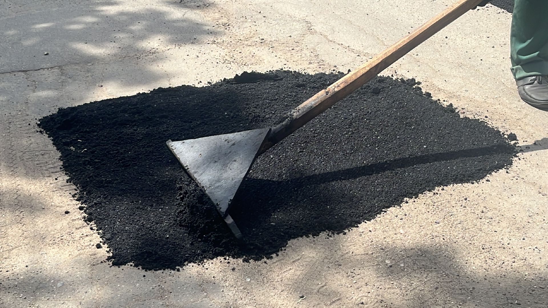 ямы, ямы на дорогах, ремонт, ремонт дорог, ремонт дороги, ямочный ремонт,