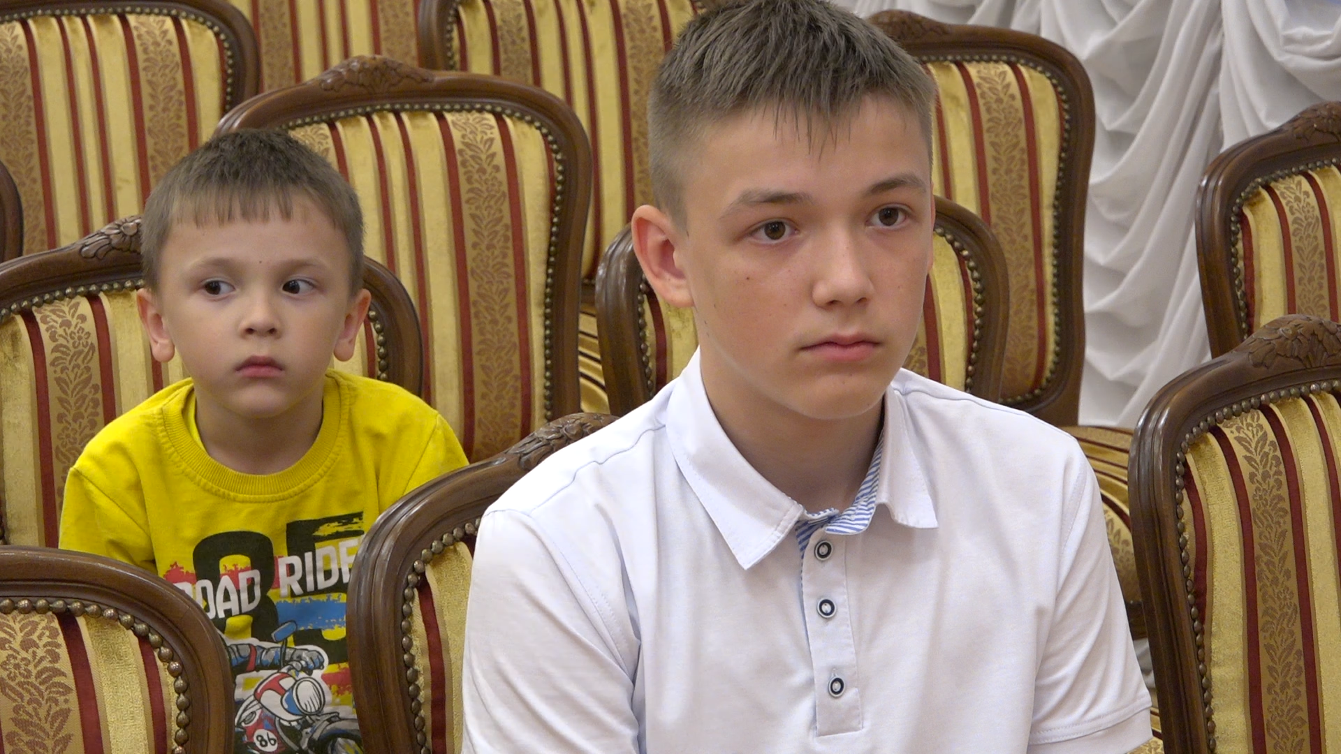 паспорт в 14 лет, паспорт гражданина рф, вручение паспорта, торжественное вручение паспорта, Власиха Дворец культуры,