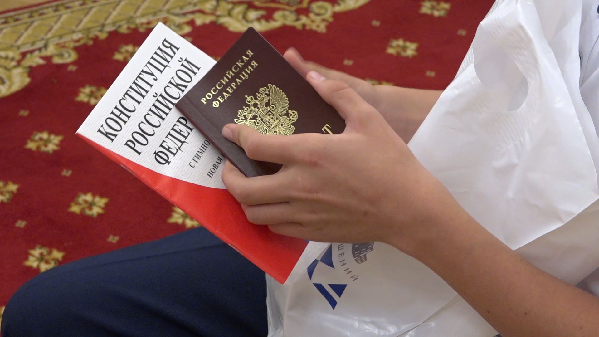 паспорт в 14 лет, паспорт гражданина рф, вручение паспорта, торжественное вручение паспорта, Власиха Дворец культуры,