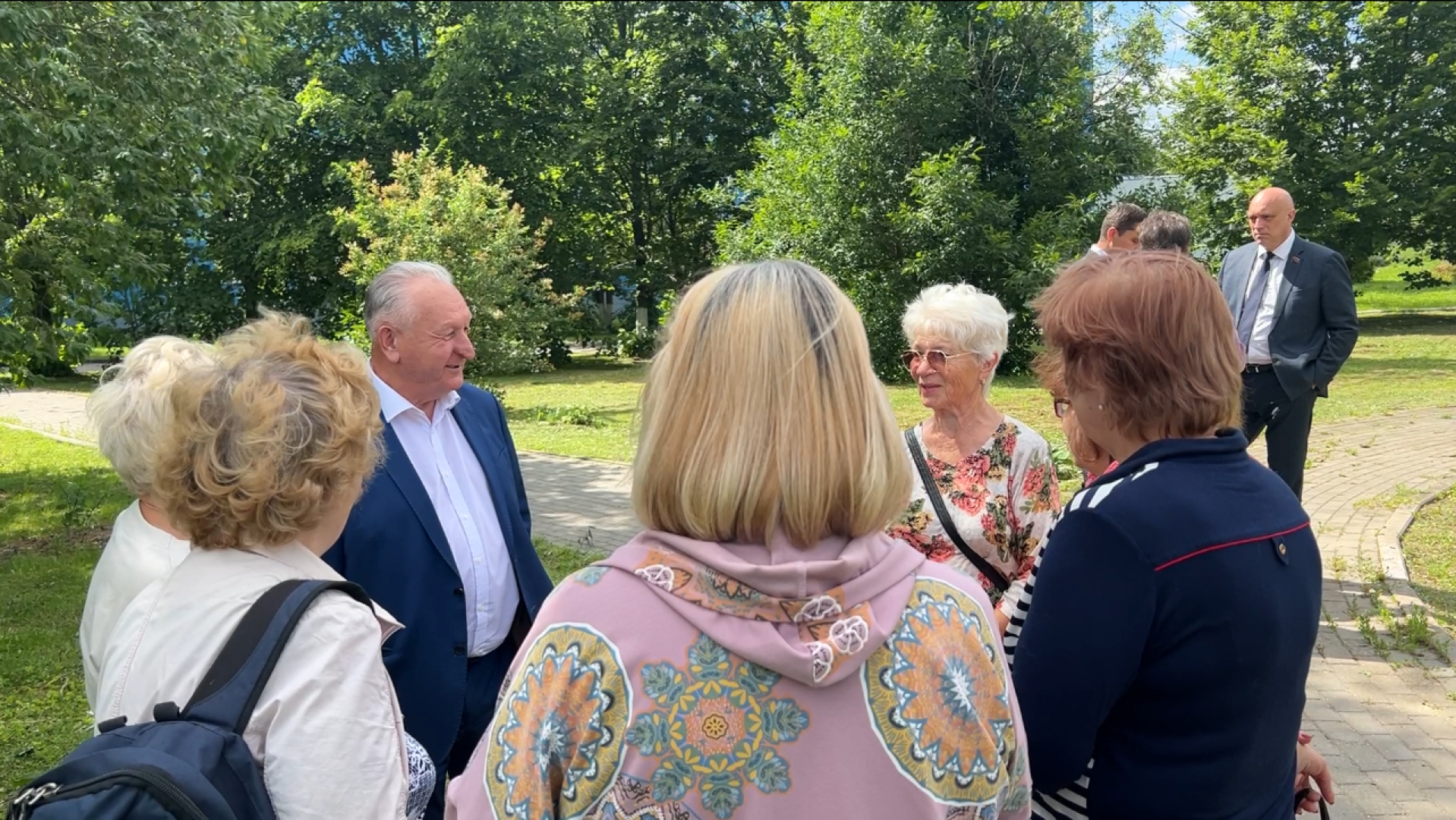 химки, благоустройство, больница, садоводство, клумбы,