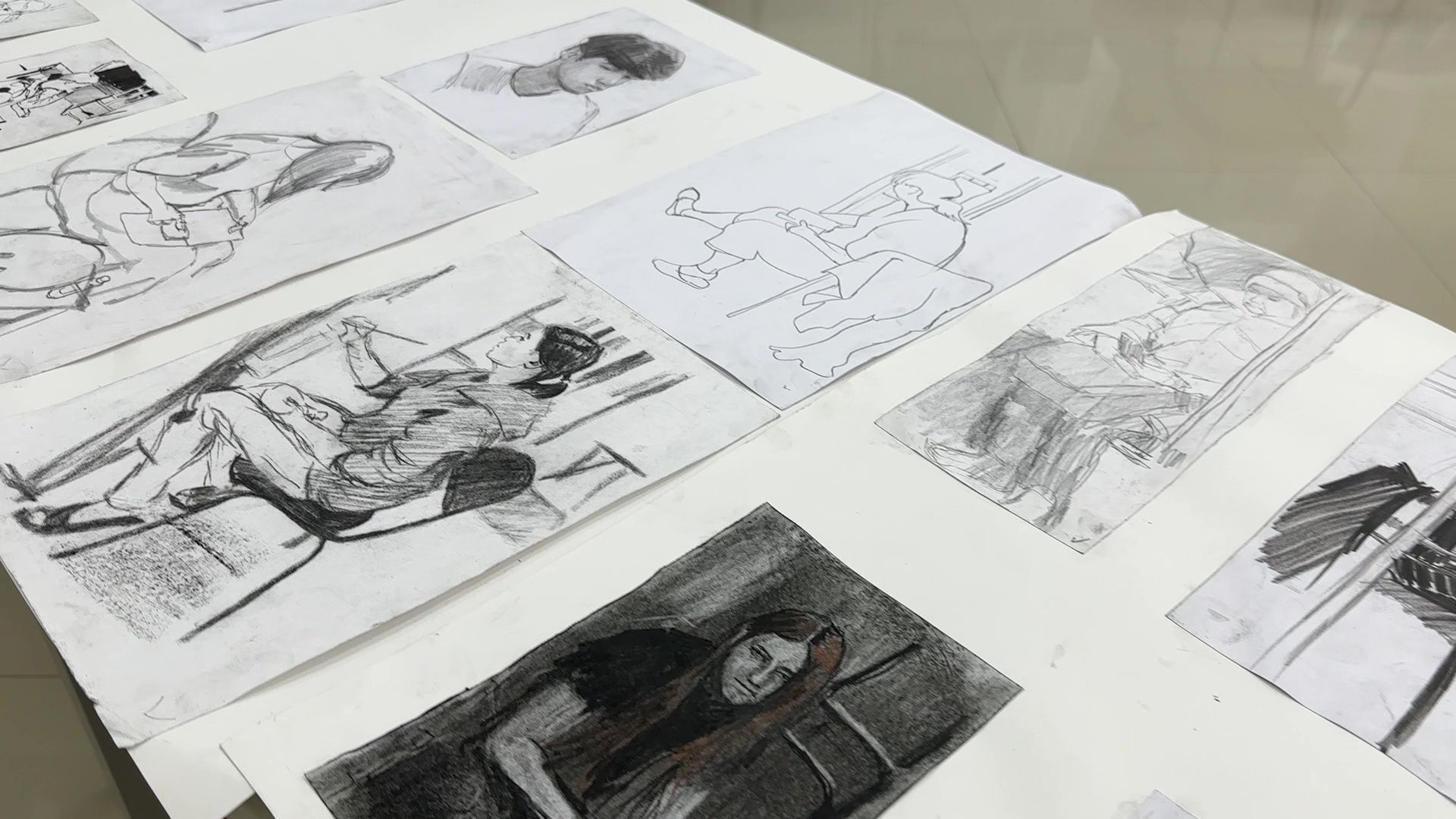 Реутов, библиотека, художник, картины, выставка, акварель, карандаш,