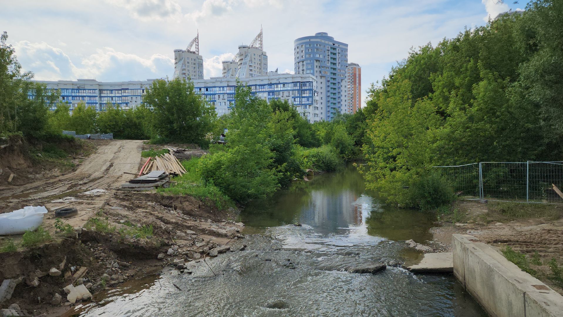 набережная, красногорск, павшинская пойма,