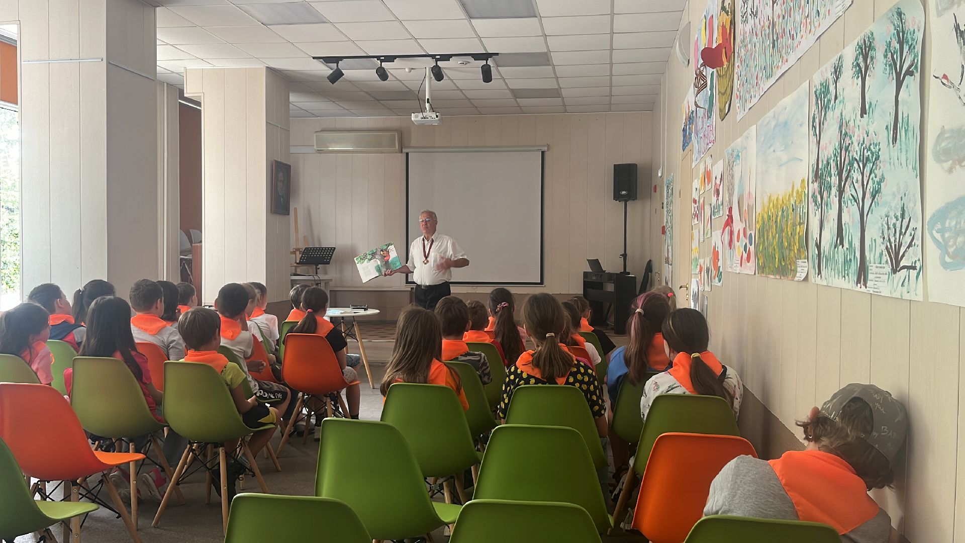 дети, школьники, писатель, поэт, детский писатель, сказки,