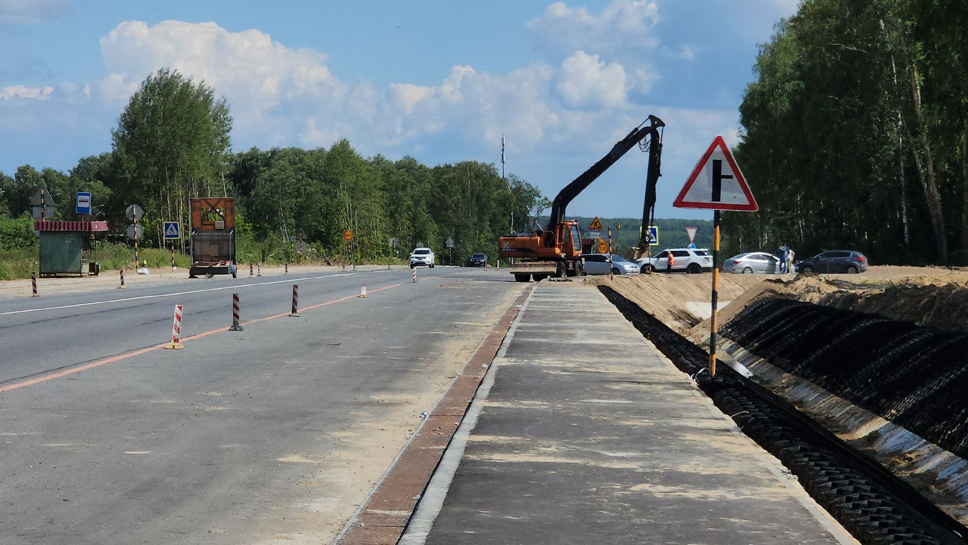 серпухов, трасса А108, строительство дорог, московское большое кольцо, георешетка,
