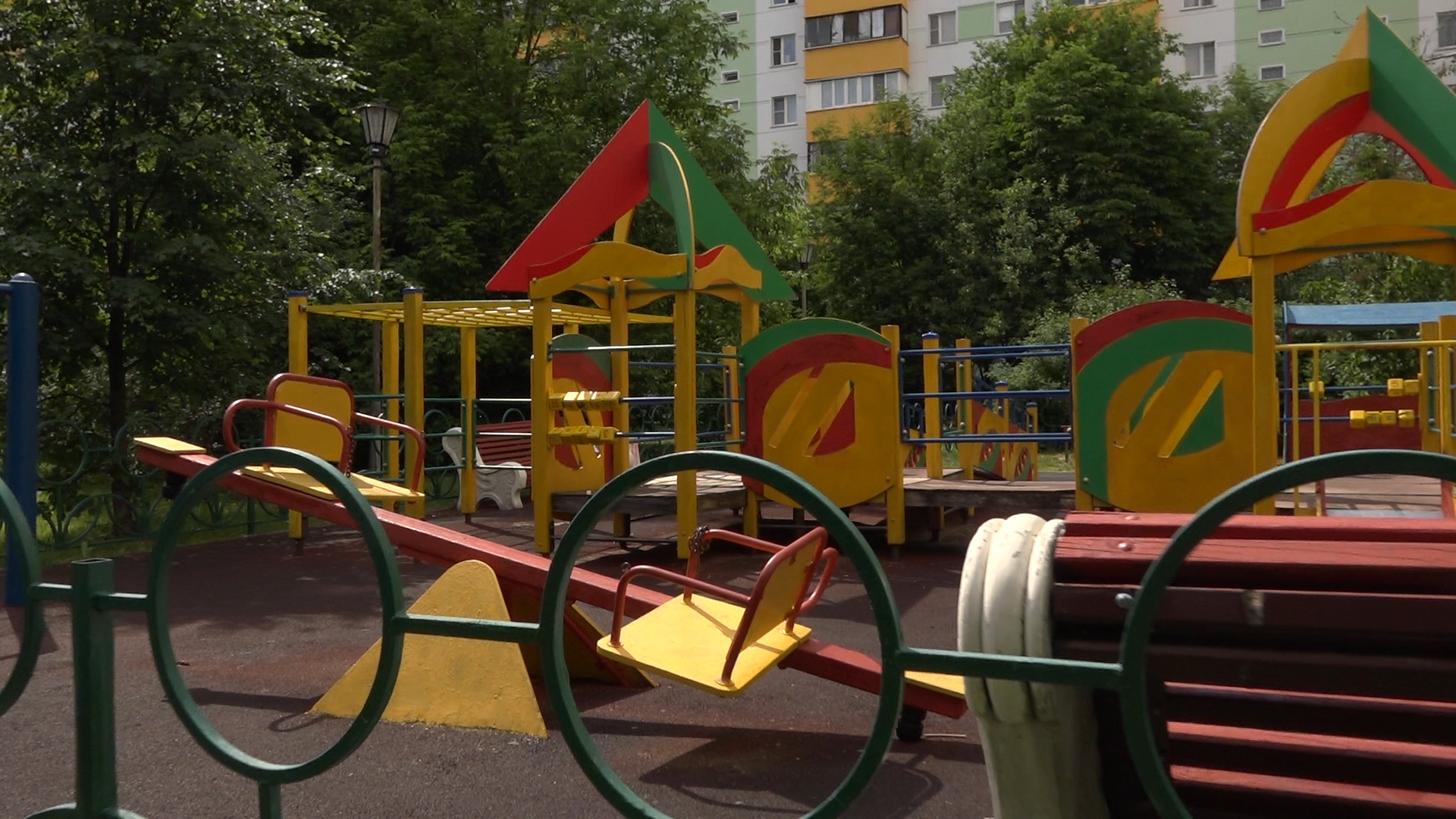детская площадка Власиха, ДИП Власиха, МАФ Власиха, ремонт МАФ, состояние детский площадок,