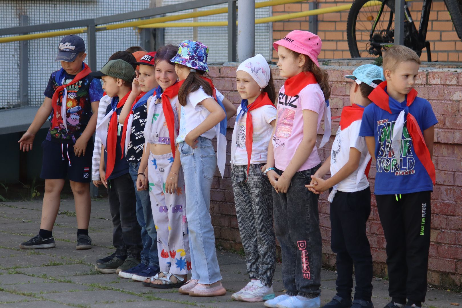 Ольга Мохова, андроник пак, лагерь литвиново, дзержинский, дети, питание,