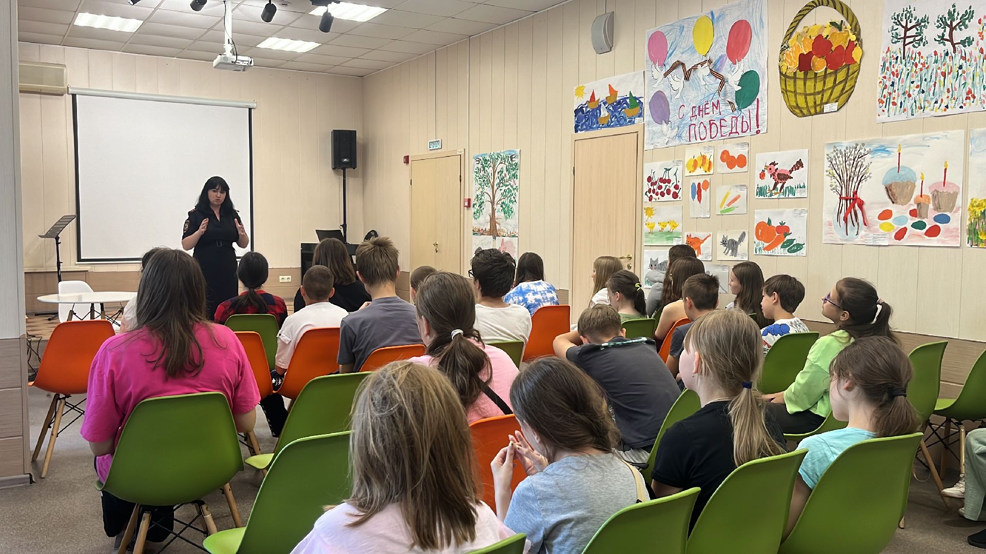 дети, школьники, гибдд, инспектор гибдд, беседа, урок, пдд, правила дорожного движения,