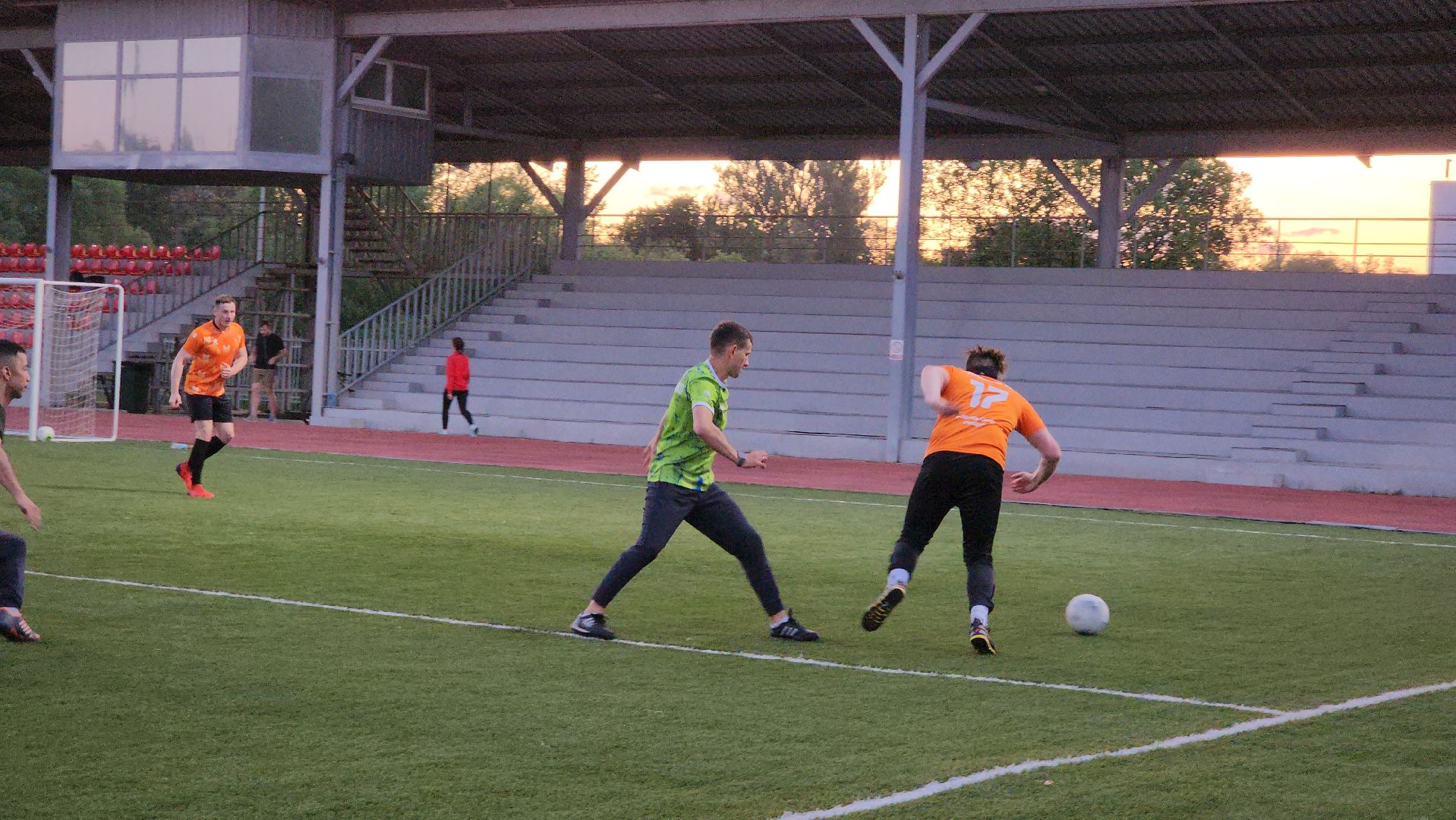 Футбол, спорт в подмосковье, Лобня,