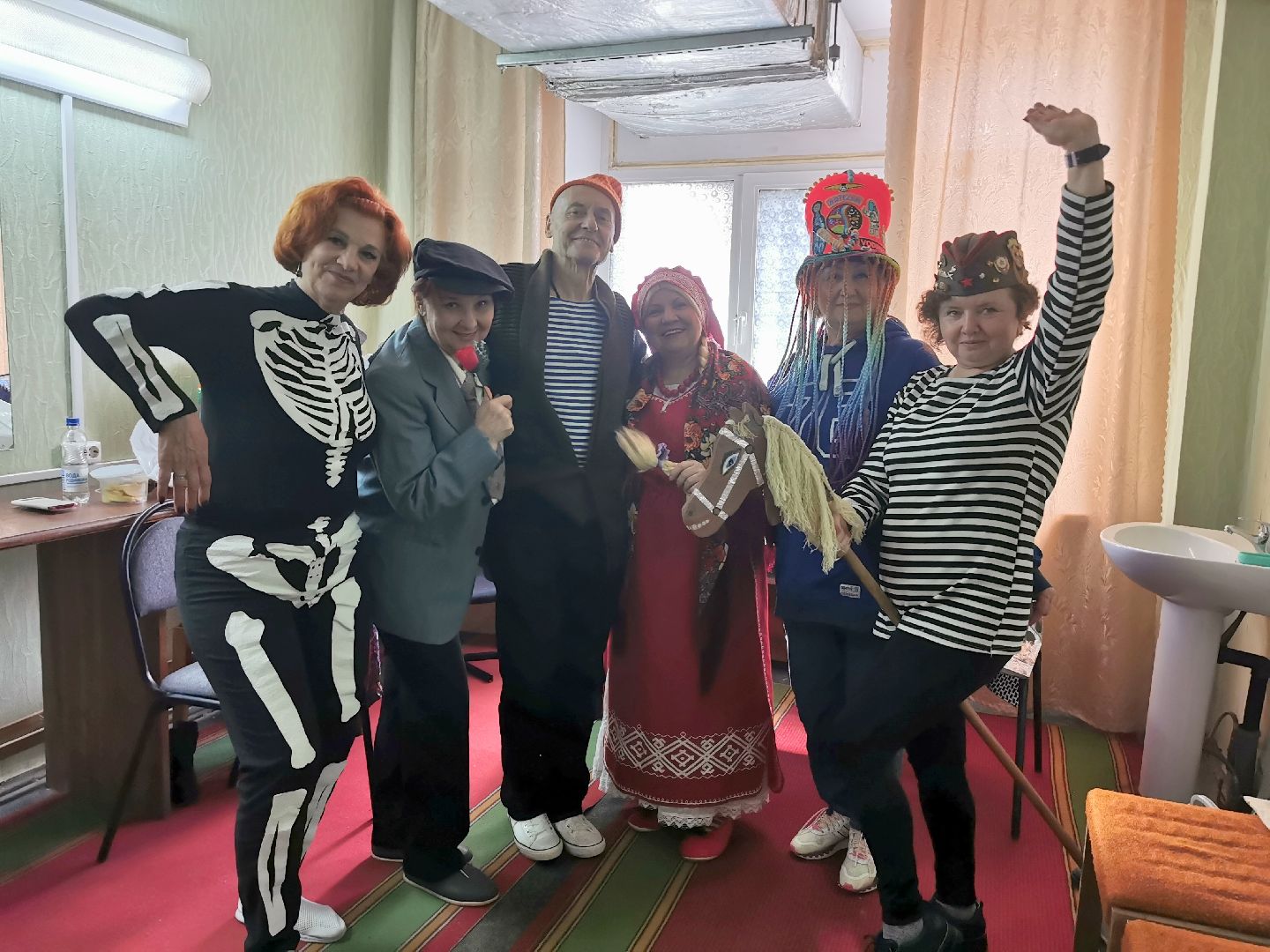 Активное долголетие, театр, культура