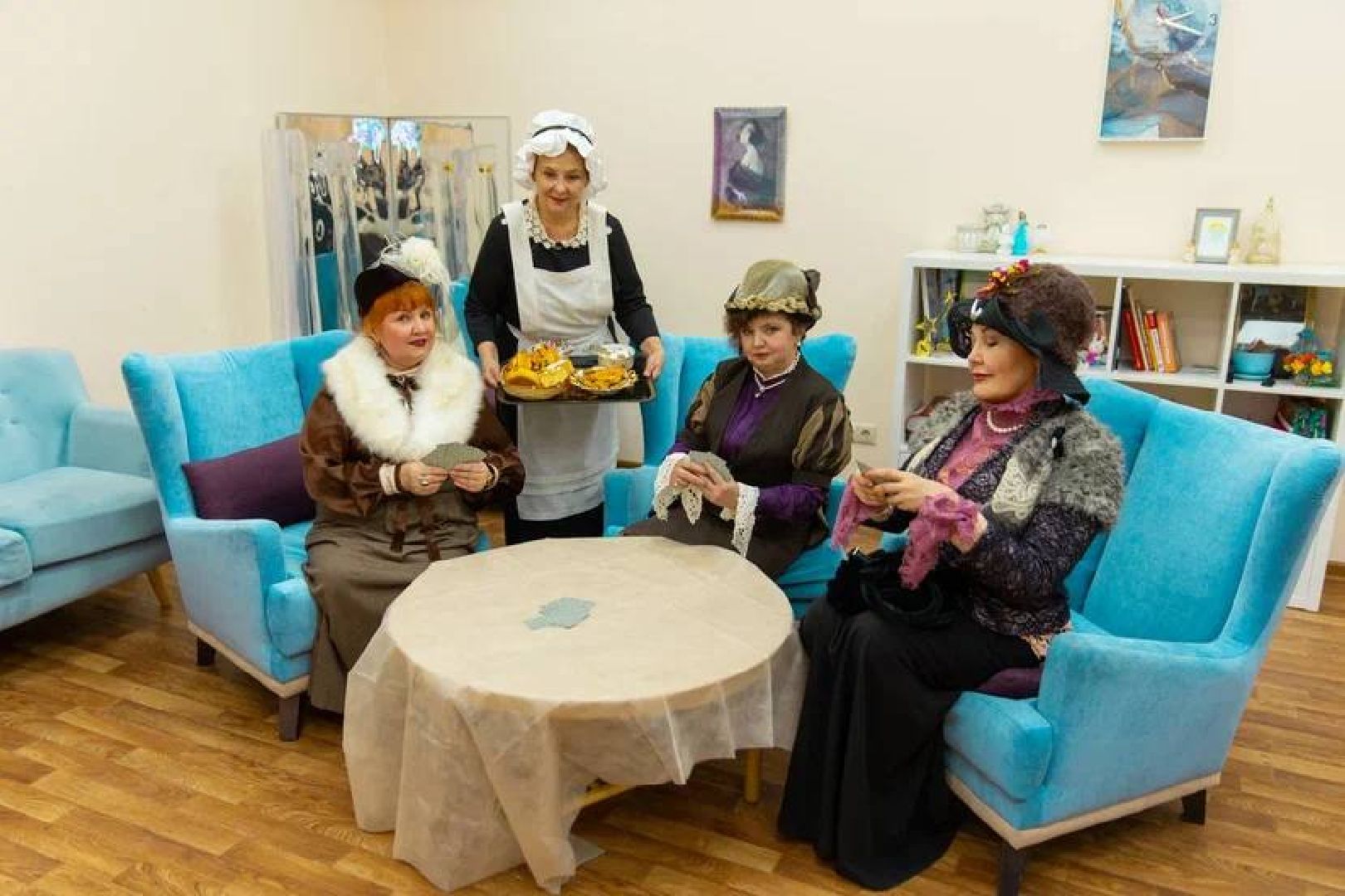 Активное долголетие, театр, культура