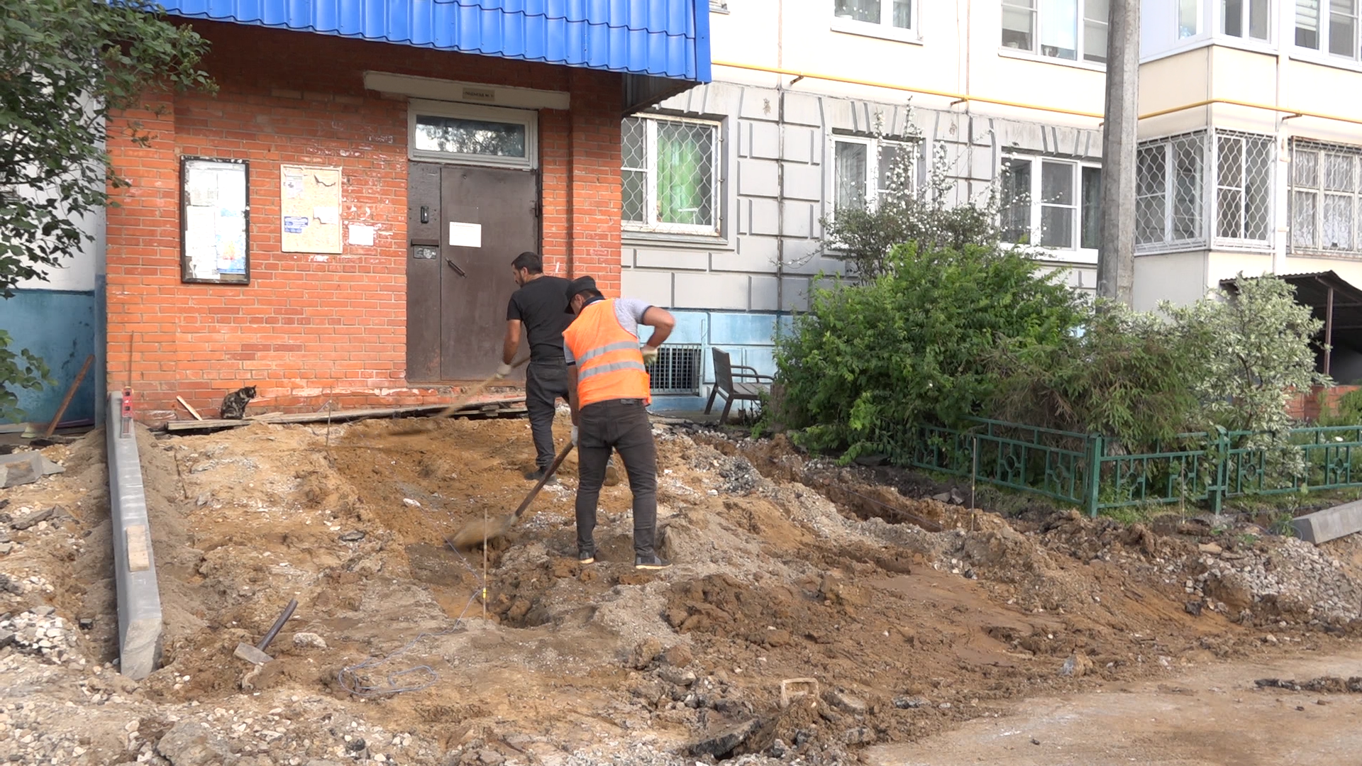 выездная администрация власиха, встреча с жителями власиха, власиха мкр Спортивный, благоустройство Власиха, капитальный ремонт сетей,