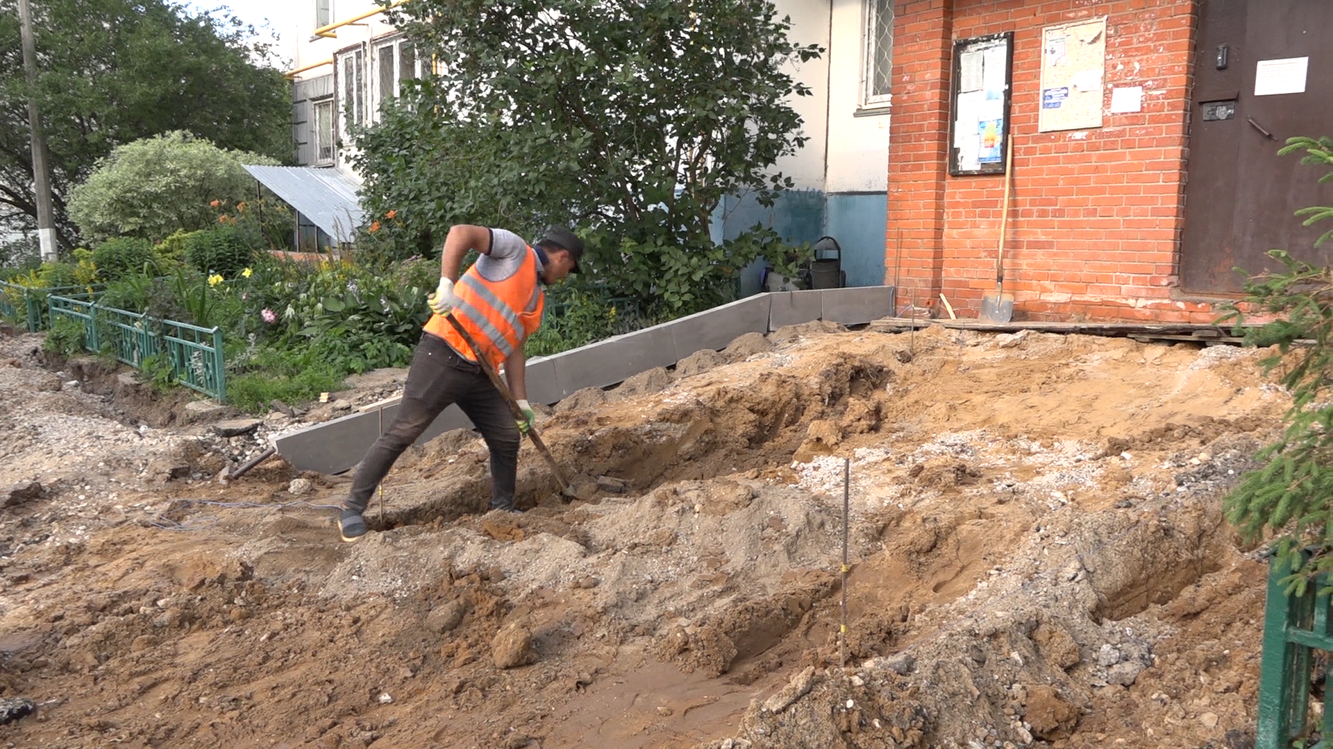 выездная администрация власиха, встреча с жителями власиха, власиха мкр Спортивный, благоустройство Власиха, капитальный ремонт сетей,