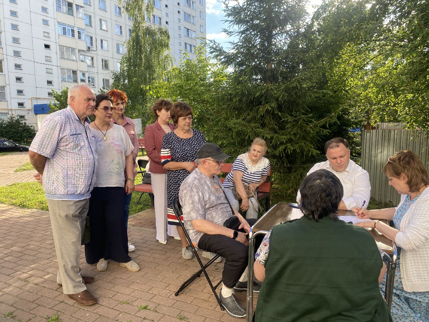 выездная администрация власиха, встреча с жителями власиха, власиха мкр Спортивный, благоустройство Власиха, капитальный ремонт сетей,