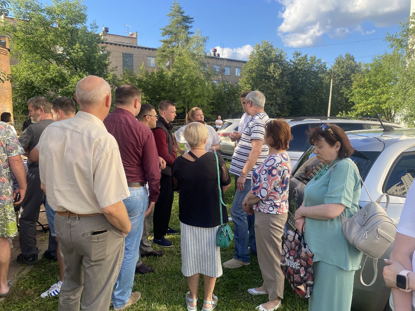 выездная администрация власиха, встреча с жителями власиха, власиха мкр Спортивный, благоустройство Власиха, капитальный ремонт сетей,