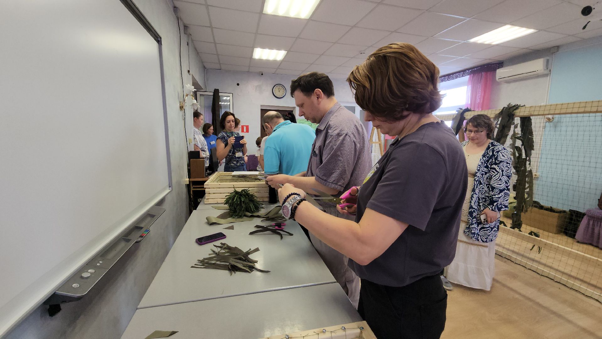 ивантеевка, маскировочные сети, сво, волонтерское движение, помощь сво, дети с овз, инвалиды, социальная адаптация,