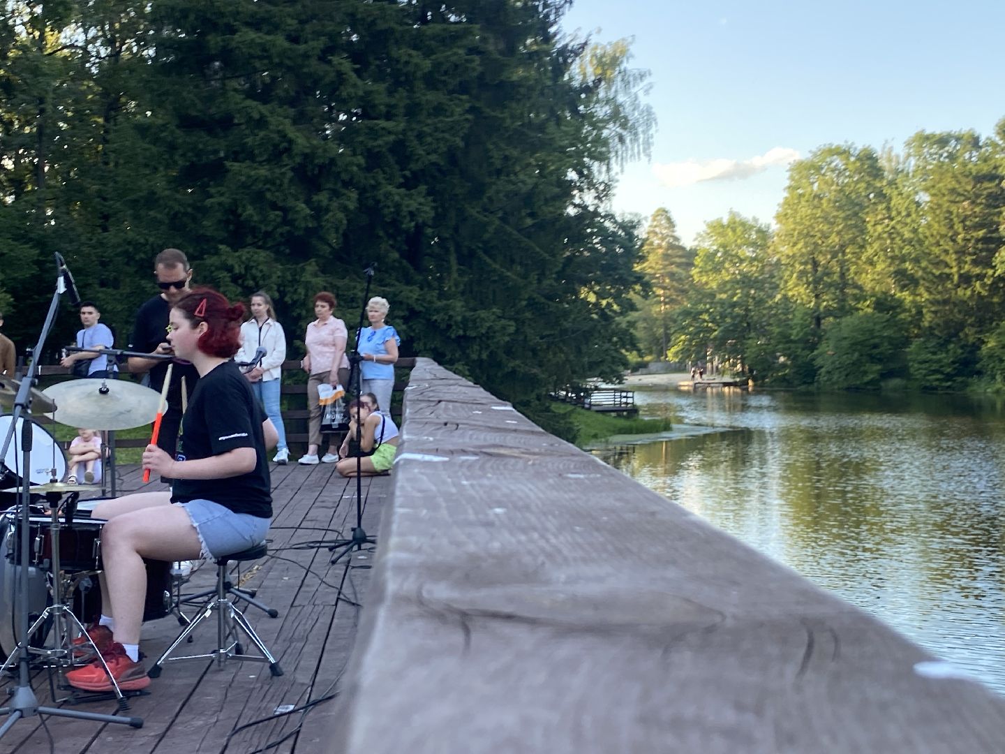 День молодежи во Власихе, праздник молодежи, верхнее озеро во власихе, академия творчества, красная звезда рвсн,