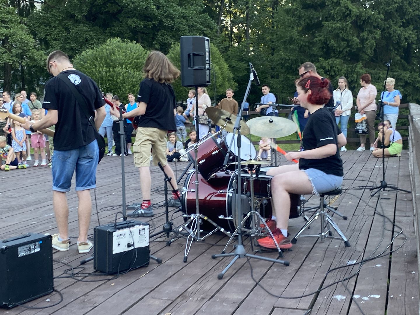 День молодежи во Власихе, праздник молодежи, верхнее озеро во власихе, академия творчества, красная звезда рвсн,