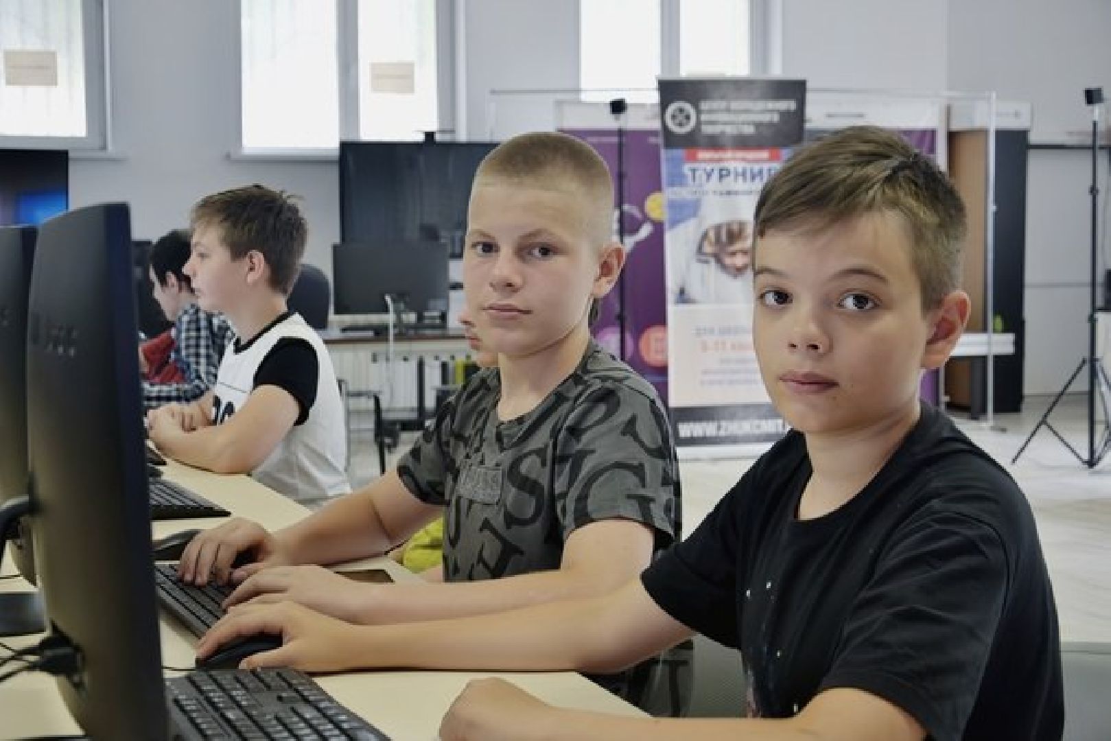 цмит жуковский, интенсив, умные каникулы, ИИ, 3d-принтер, 3d технологии, нейросеть, жуковский,