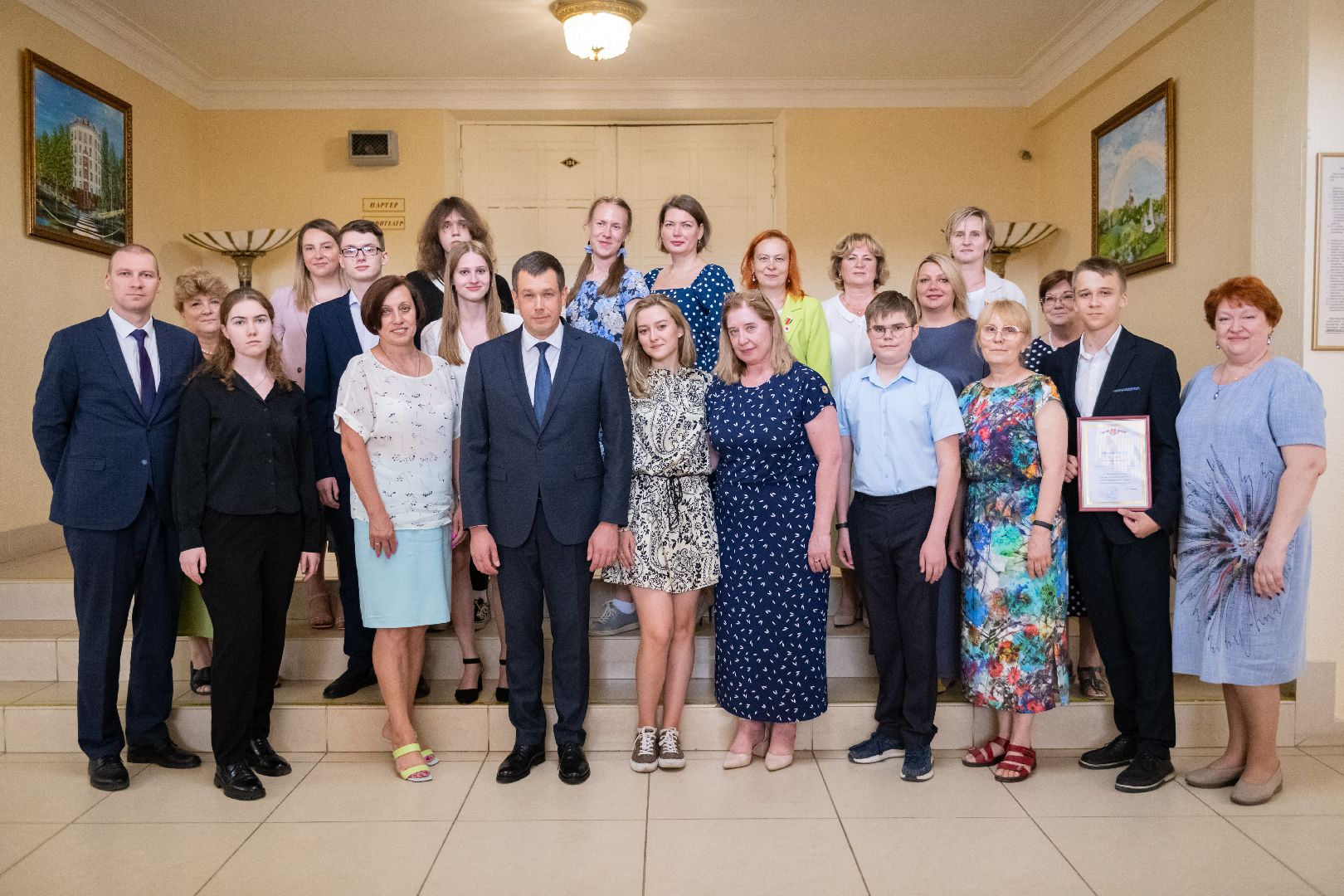 лыткарино, образование, егэ, стобалльники, мультибалльник, выпускники 2024,