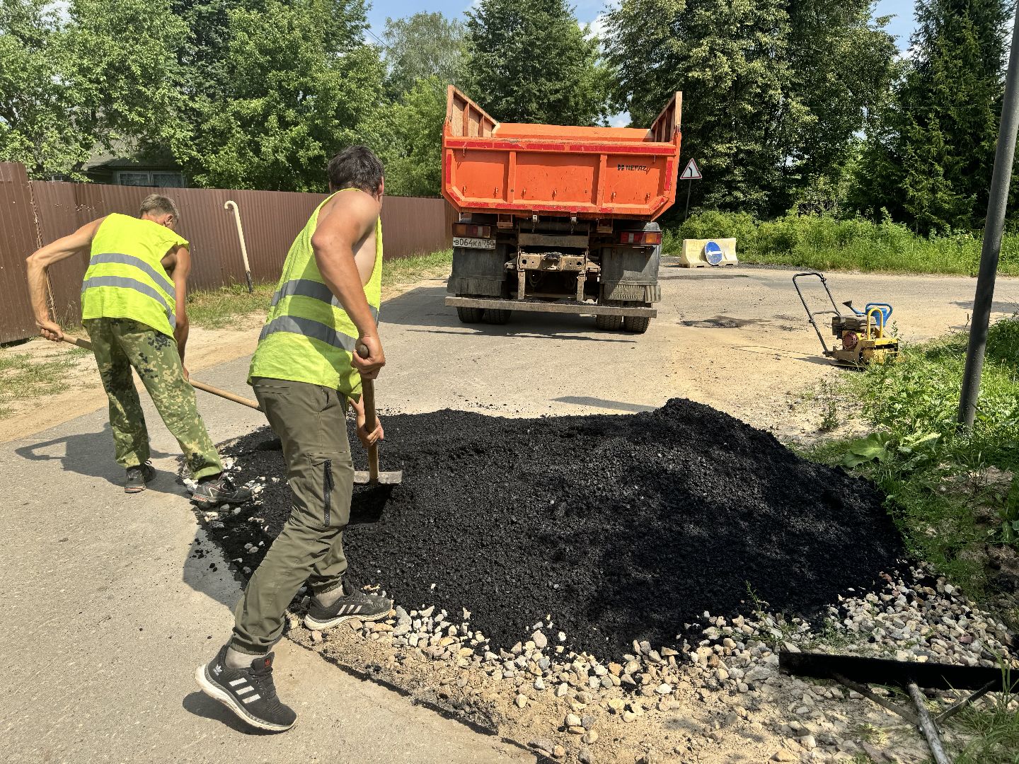 шаховская, ямочный ремонт, коммунальная служба,