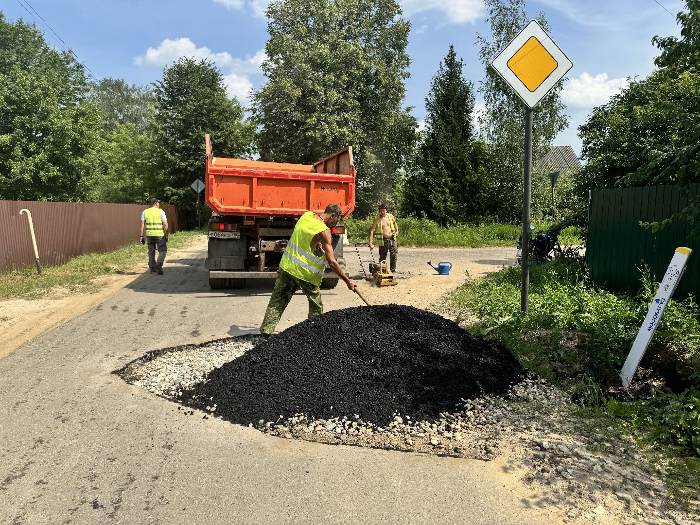 шаховская, ямочный ремонт, коммунальная служба,