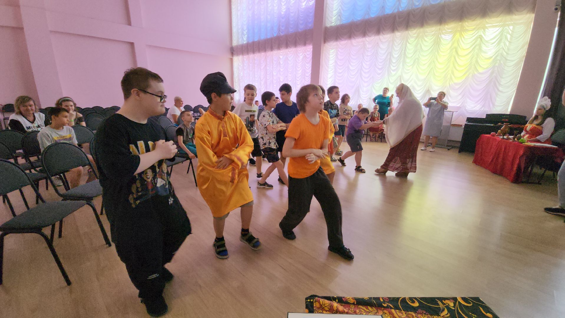 дети с особенностями развития, летний лагерь, библиотека, созвездие, красногорск,