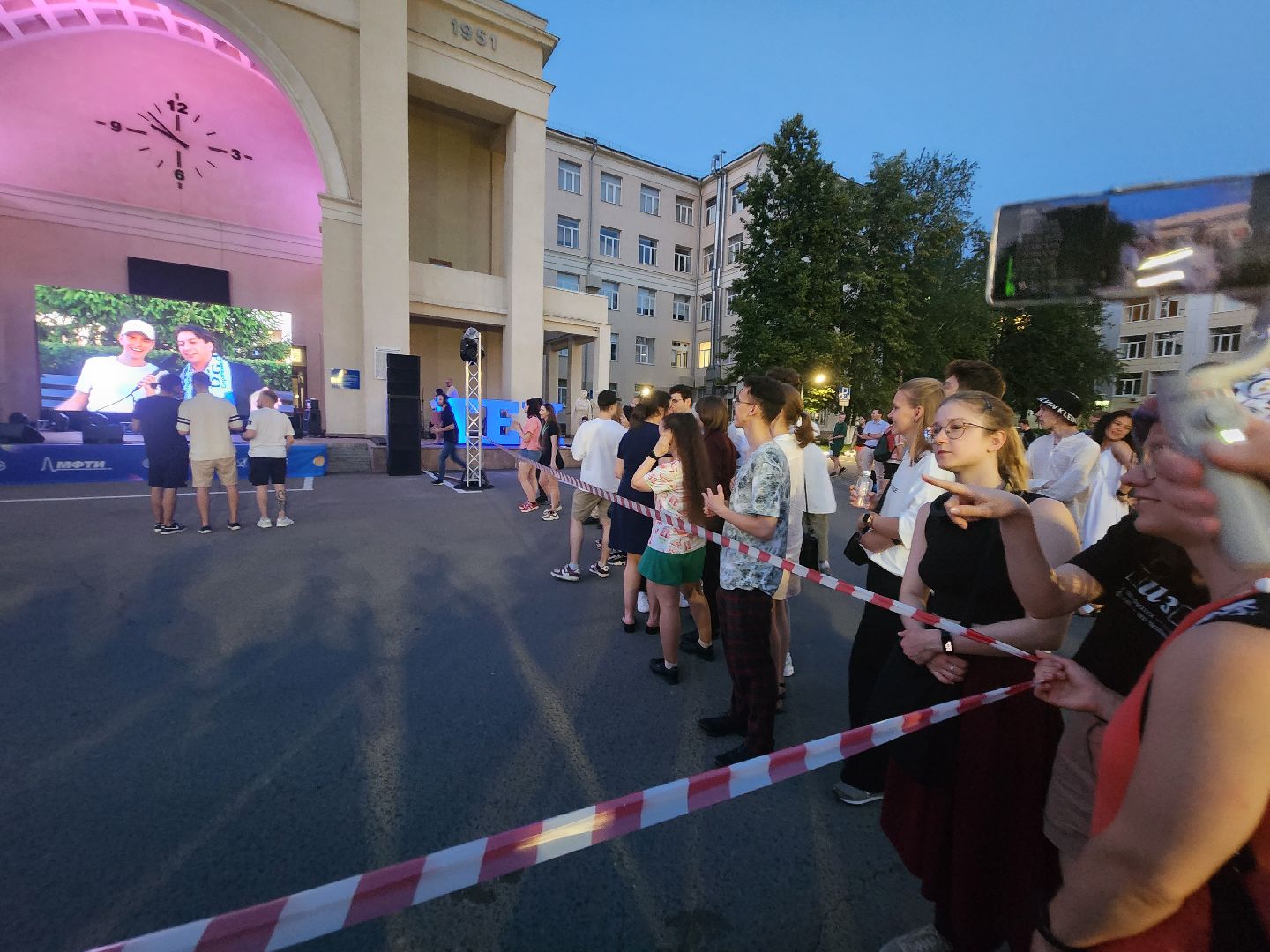 долгопрудный, мфти, Игнис, файершоу, светодиодное шоу, Выпускной МФТИ 2024,