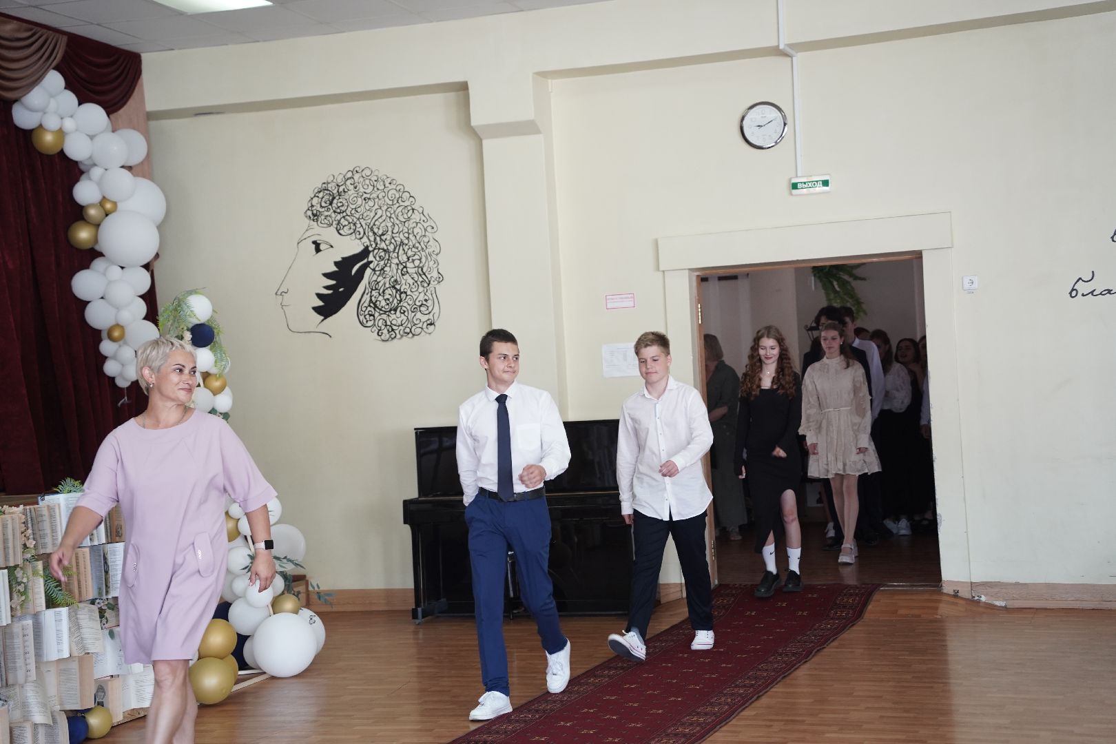 выпускники 2024, выпускники 9 класса, рошальский лицей, Рошаль, Большая Шатура,