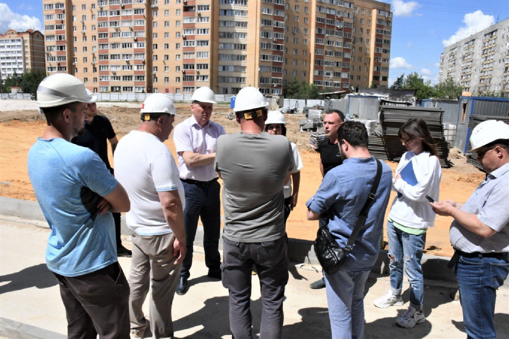 пятый микрорайон, школа, строительство, стройплощадка, проверка, борис аубакиров, жуковский,