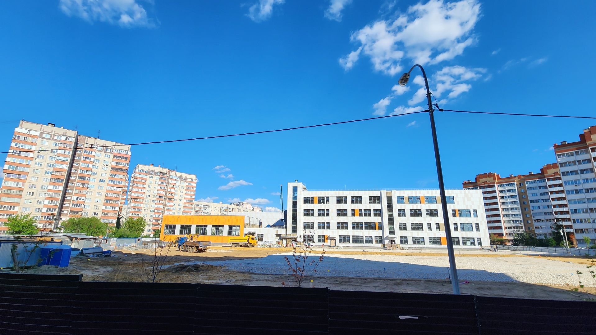 пятый микрорайон, школа, строительство, стройплощадка, проверка, борис аубакиров, жуковский,