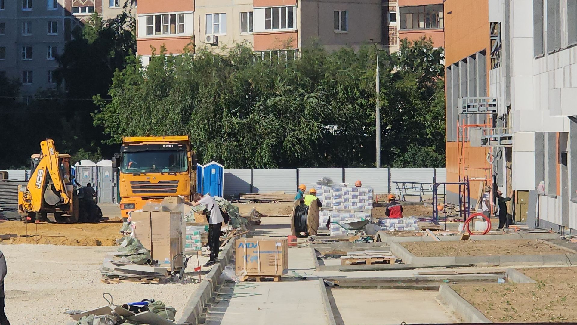 пятый микрорайон, школа, строительство, стройплощадка, проверка, борис аубакиров, жуковский,
