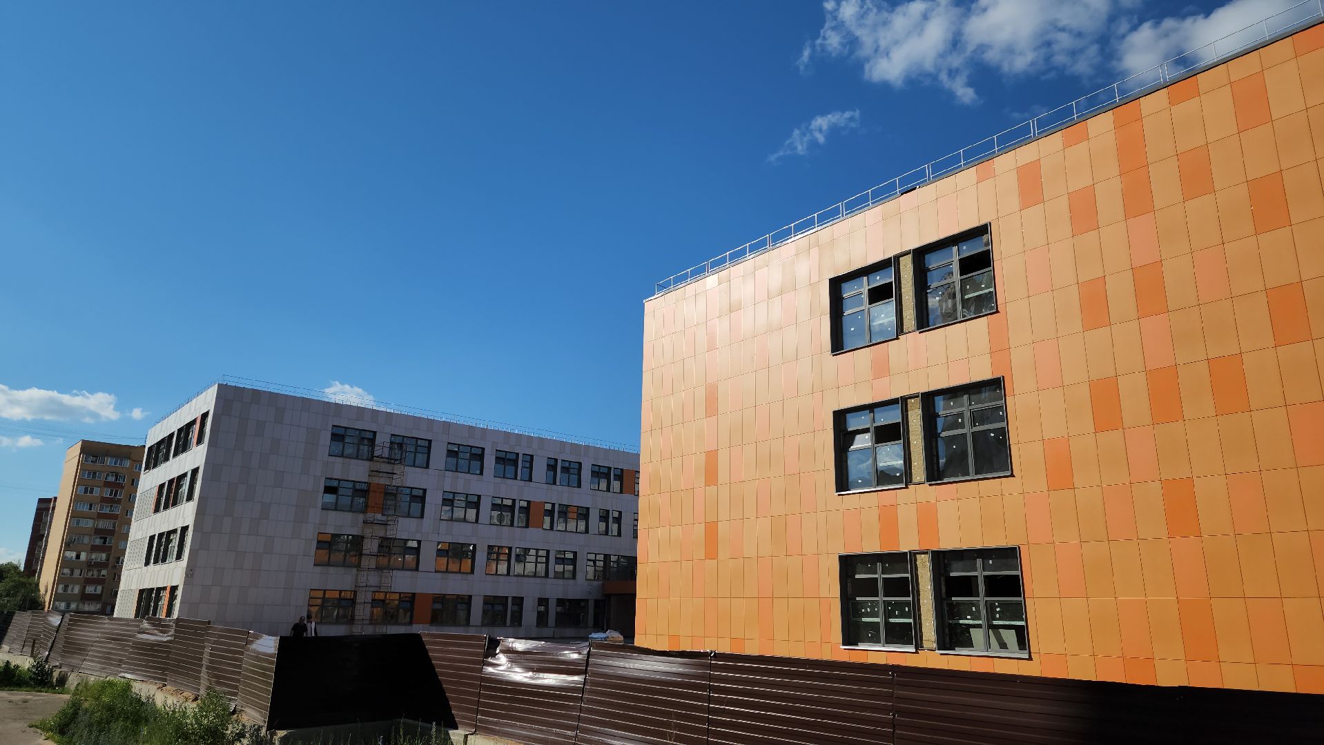 пятый микрорайон, школа, строительство, стройплощадка, проверка, борис аубакиров, жуковский,