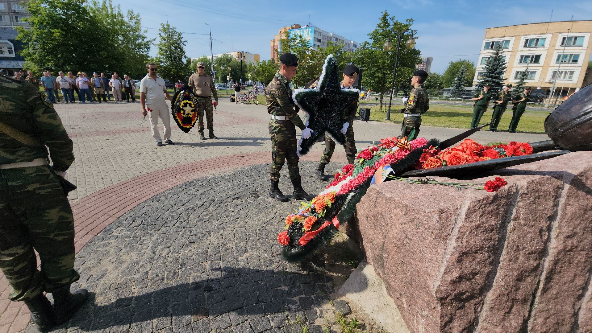 серпухов, площадь звездная, черный тюльпан, день ветеранов боевых действий, торжественный митинг,